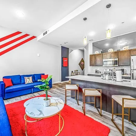 Appartement 2Br Unit In The Heart Of Dt With View Of Playhouse Square, Pool & Gym Access- 305 à Cleveland Extérieur photo